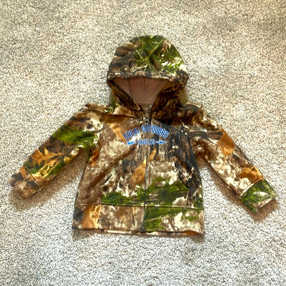 Like new Cabelas Jacket